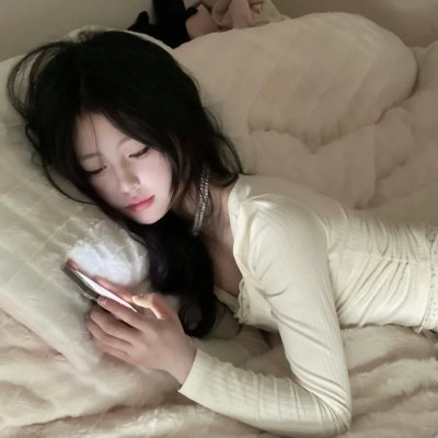 警花变色龙